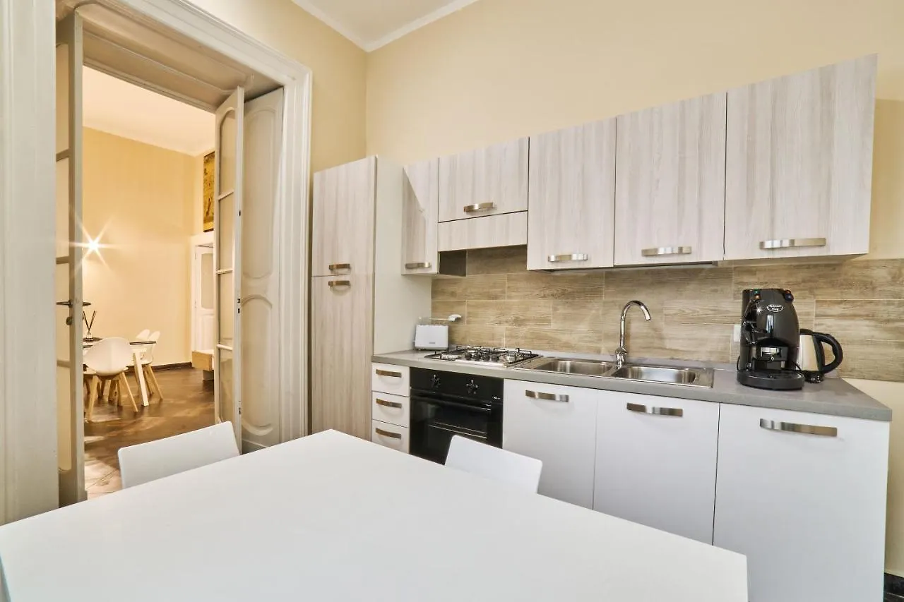Via Niccolo Tommaseo 14 Apartment Naples